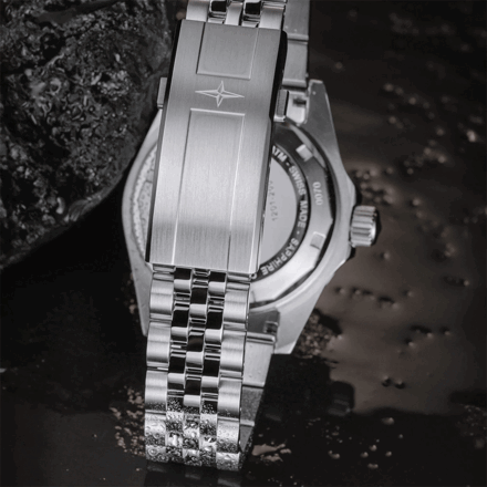 Pánske hodinky Davosa Ternos Diver 161.550.07