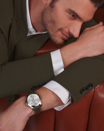 Longines Conquest L3.760.4.76.5 43mm  