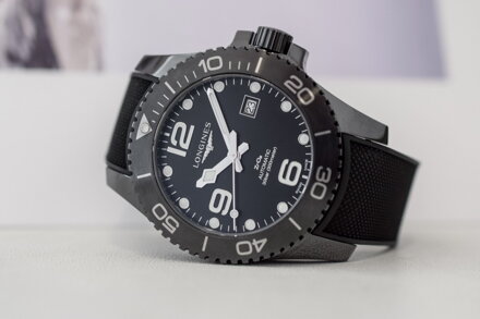 Longines Hydroconquest  L3.784.4.56.9 Full Black Ceramic (L37844569)
