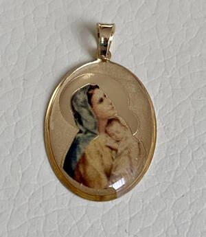Prívesok Panny Márie zo žltého zlata V019z