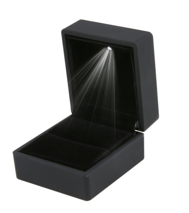 Krabička na prstienok - čierna s led svetlom 