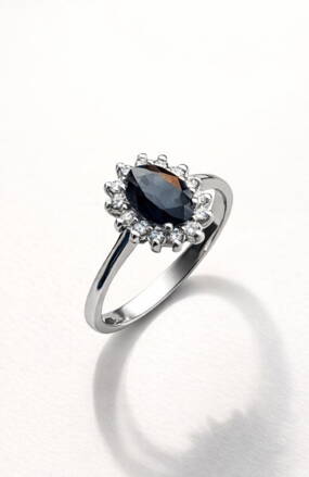 Prsteň so safírom a briliantami R032x